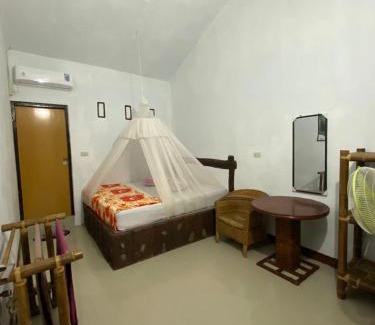 Bukit Lawang Cabina | Brown Bamboo Guest house & jungle trekking orang-utan