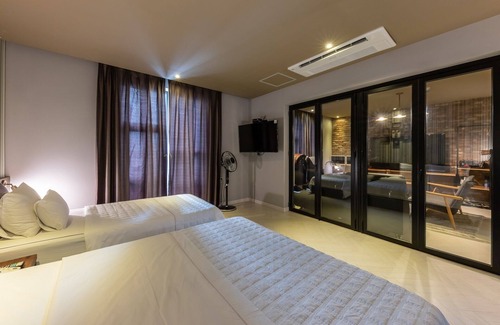 Gimhae Hotel | Brown Dot Gimhae Eobang