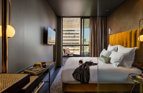 Nachlaot Hotel | Brown Machne Yehuda