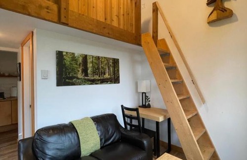 Ucluelet Apartamento | Brown's Beach Guest Suite