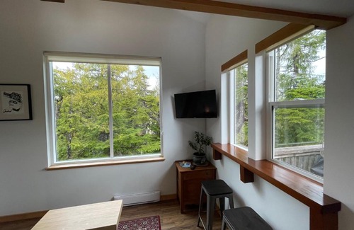 Ucluelet Apartamento | Brown's Beach Guest Suite