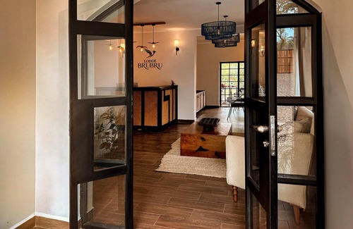 Moshi Casa | Brubru Lodge