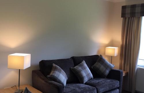 Stirling Casa | Bruce's Cottage