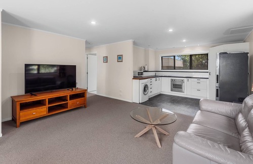 Onerahi Casa | Bruichladdich - Whangarei Private Room