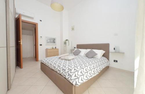 Fiumicino Apartamento | Brunelleschi House - Fiumicino Rome Airport and Fiera Roma 1 Train Stop