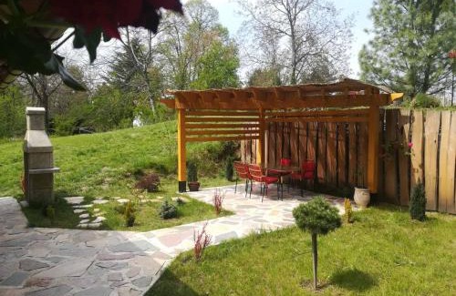 Banostor Casa | Brvnara kraj Dunava Zelena Oaza