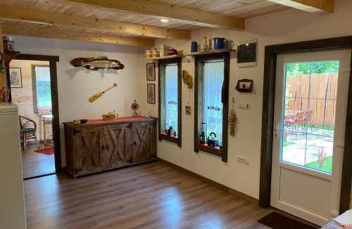 Banostor Casa | Brvnara kraj Dunava Zelena Oaza