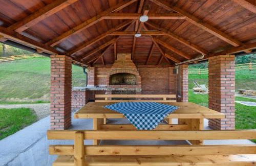 Cerevic Chalet De Esquí | Brvnara Popović