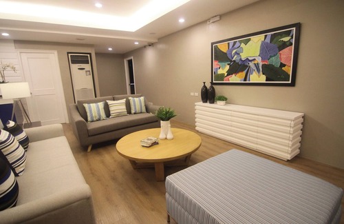 Palanan Apartamento | Bryan Condo Suites Makati near Airport