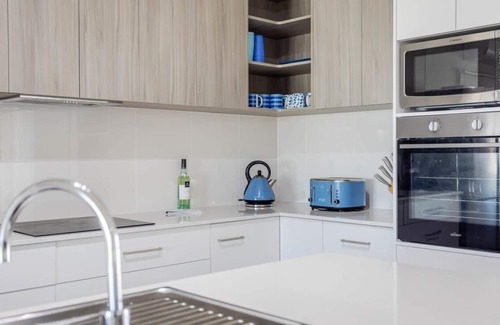 Goolwa Beach Casa | 💲 Bryant Blue 10 Bryant Crescent, Goolwa Beach
