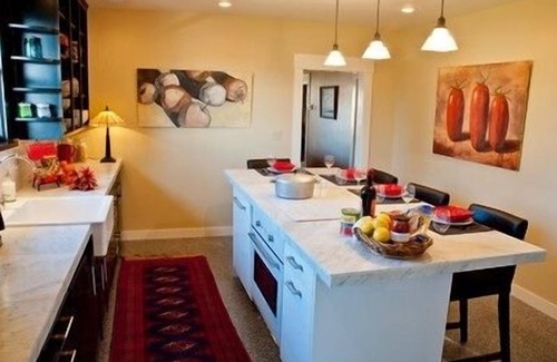 Walla Walla East Casa | Bryant House: Bungalow perfecto con chimenea, patio privado, piscina y patio grande
