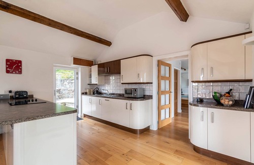 Derwen Casa | Bryn Eithin Bach - Una Habitación Casa, Capacidad 2
