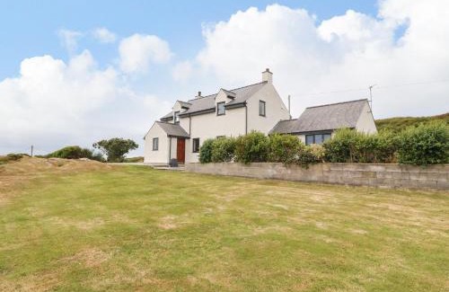 Holyhead Casa | Bryn Meilw