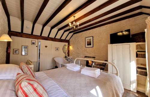 Blaencelyn Casa | Bryn-y-Gof