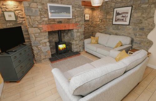 Llangynin Casa | Brynawel