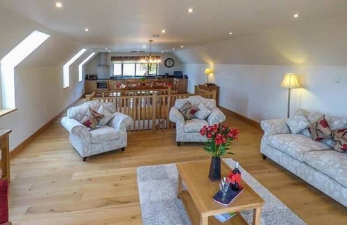 Howey Cabaña | Brynhir Farm, HOWEY