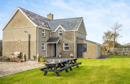Garn Fadryn Casa | Brynhynog Fawr