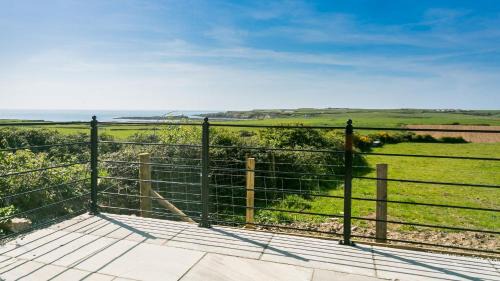 Ty Croes Casa | Bryntirion Wyn
