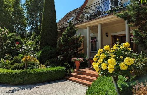 Debki Casa | Brzozowy Dworek