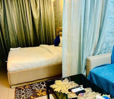 Noida Apartamento | BSM NovaNest