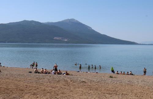 Canton 10 Villa | Buško Escape beach