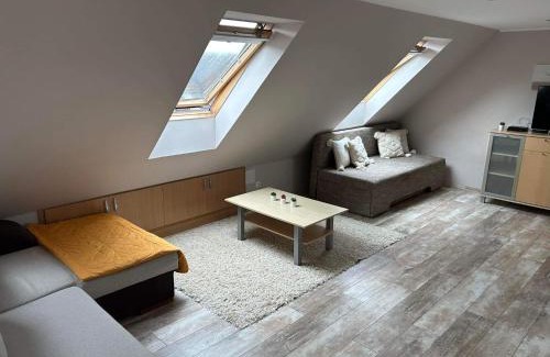 Kozarmisleny Apartamento | Bubble Apartman