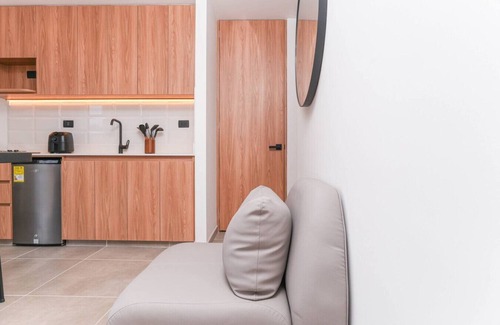 San Diego Apartamento | Bubble & Boardroom - Jacuzzi Apt for Remote Life