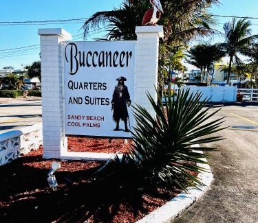 Key Colony Beach Hotel | Buccaneer Quarters and Suites