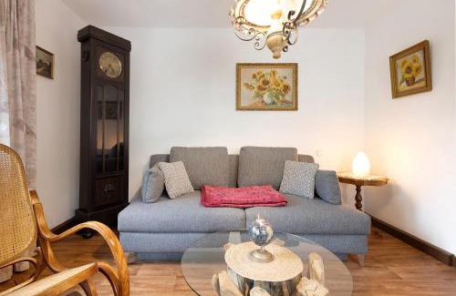 Kirchenlamitz Apartamento | Buchhaus Vier - Mittelgeschoss