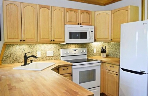 Purlear Cabina | Buck Mountain Retreat: Boone/Wilkesboro/W. Jefferson