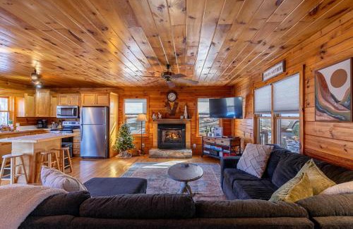 West Jefferson Casa | Buck Ridge