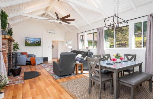 Yosemite Forks Casa | Buckeye Bungalow w hot tub/firepit/views Pet Friendly
