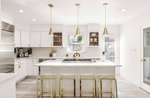 Buckhead Casa | Buckhead/Hot Tub/Luxurious/Walk to Lenox Mall