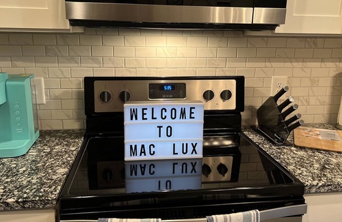 Lindbergh Casa | Buckhead Luxury 2bed 2bath Unit!!!