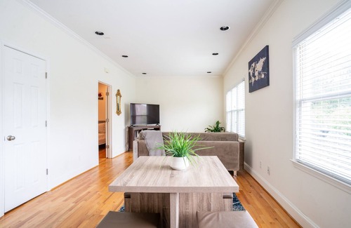 Buckhead Casa | Buckhead private 2-story townhouse with dedicated parking. Fantastic location!