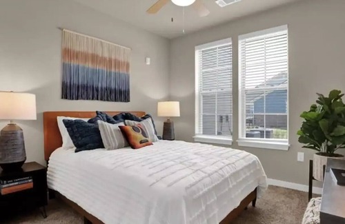 Lakes of Forest Hill Apartamento | Buckingham Nest Master