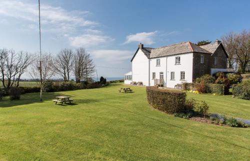 Looe Cama Y Desayuno | Bucklawren Farm