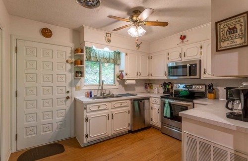 Todd Cabina | Bucky's Hideaway - Cool Private River Retreat en Todd