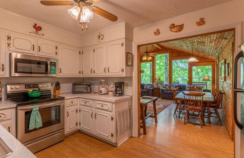 Todd Cabina | Bucky's Hideaway - Cool Private River Retreat en Todd