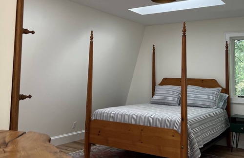 Valatie Otro | Bucolic country home near local villages and Hudson Valley happenings