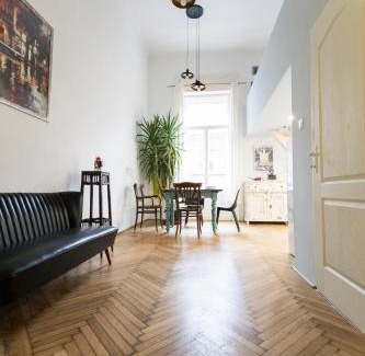 Csarnok negyed Apartamento | BudapeStayz - Jozsef Apartments