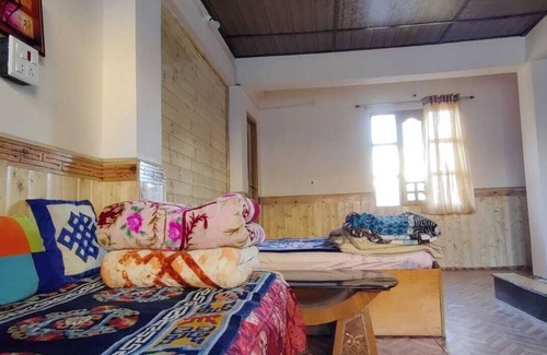 Kaza Cama Y Desayuno | Buddha Home Stay Kaza