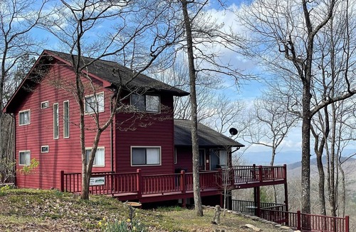 Unaka Chalet De Esquí | Buddy's Mountain View - mountain views