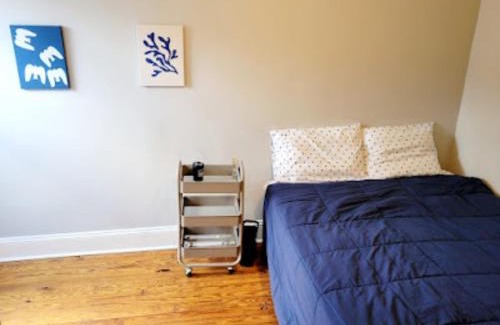 Downtown Baltimore Casa | Budget Bed Room near Downtown Inner Harbor w Free Parking