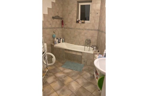 Lublin Cama Y Desayuno | Budget Double Bed In Lublin City Centre