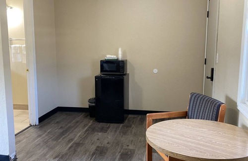 Hastings Casa | Budget-Friendly Comfort