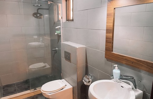 North Ridge Casa | Budget-friendly Hotel in the heart of the city!