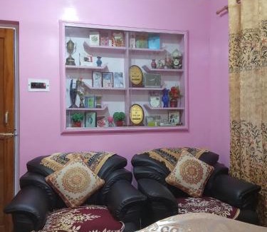 Rajbagh Casa | Budget friendly House Rajbagh Srinagar Kashmir