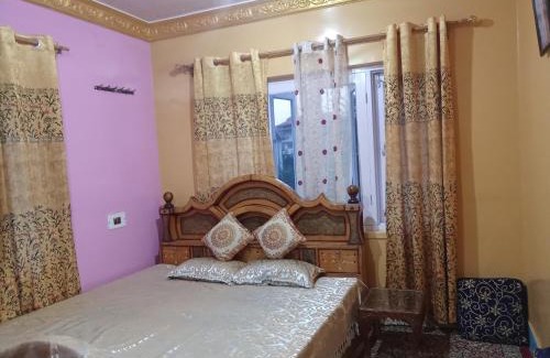 Rajbagh Casa | Budget friendly House Rajbagh Srinagar Kashmir