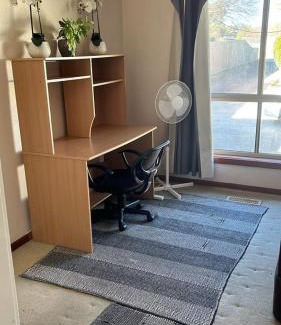 Clayton Casa | Budget Homestay in Clayton - PRIVATE ROOM